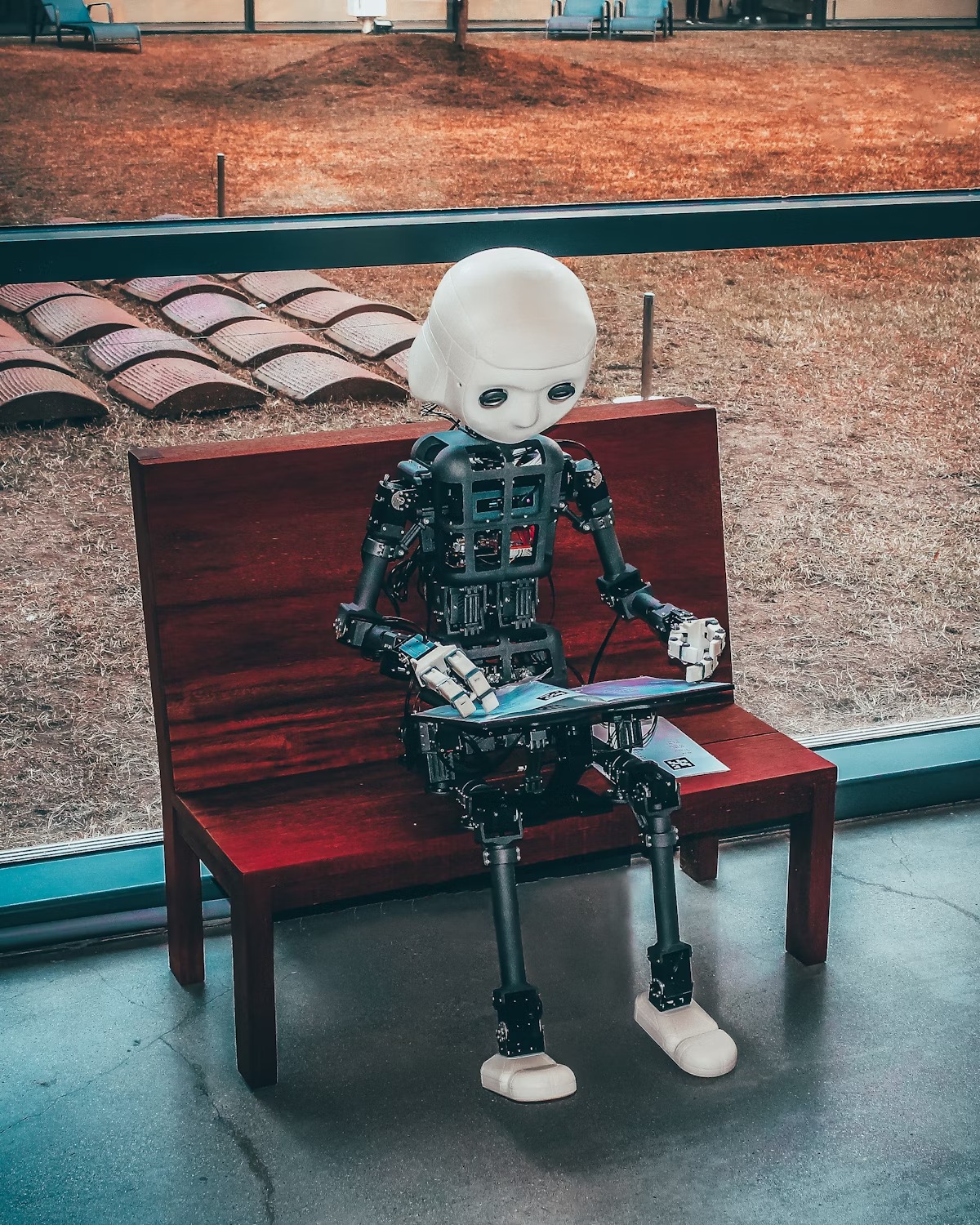 Five AI Apps for Free to Increase Productivity in 2025